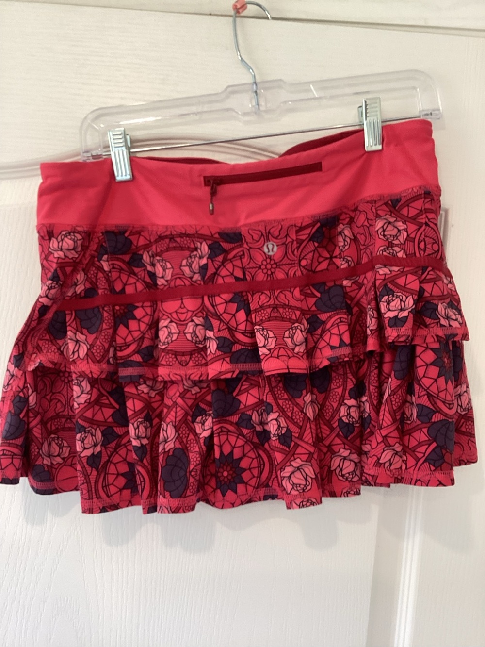 lululemon athletica Pink Patterned Athletic Skort 8 EUC - Picture 2 of 4
